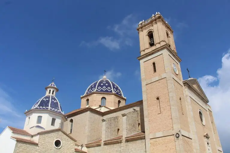 beach in altea